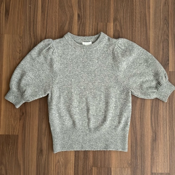 New H&M super soft half sleeve light grey sweater. - Picture 1 of 4
